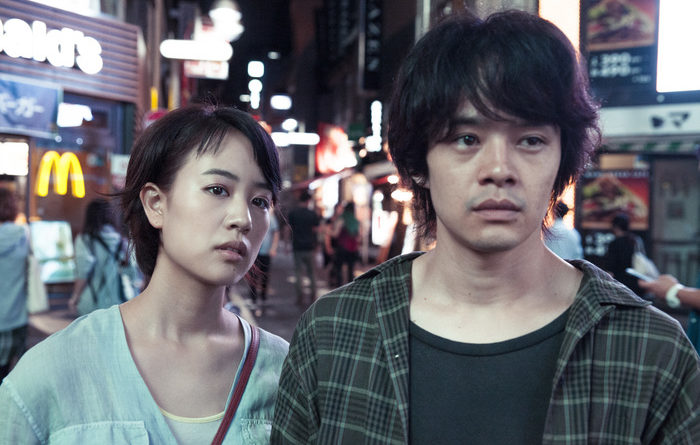 영화 도쿄의 밤하늘은 항상 짙은 블루 스틸컷