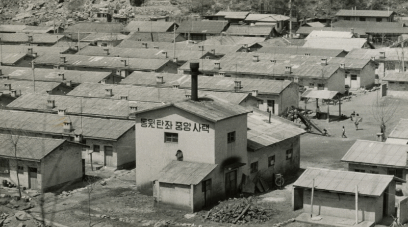 다큐멘터리 영화 1980 사북 스틿컷